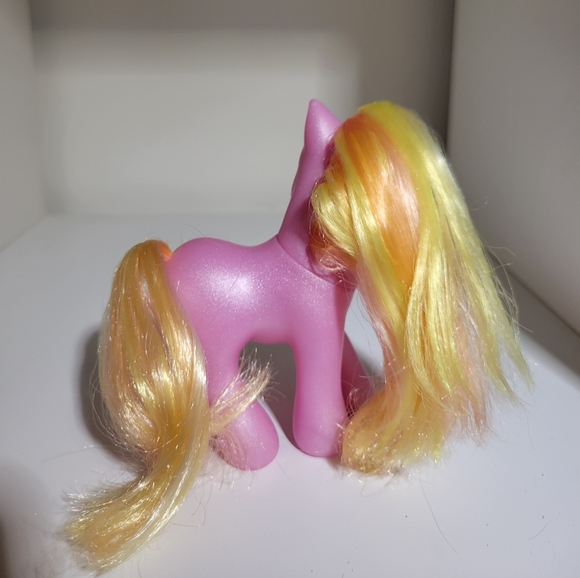My Little Pony G3 Rare Magic Marigold Hat Cutie Pink MLP - Picture 3 of 3